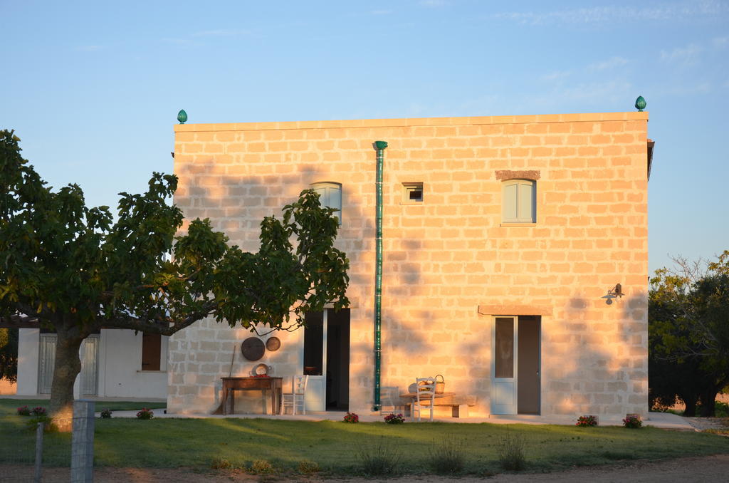 Masseria Vignenove Uggiano La Chiesa Exterior foto