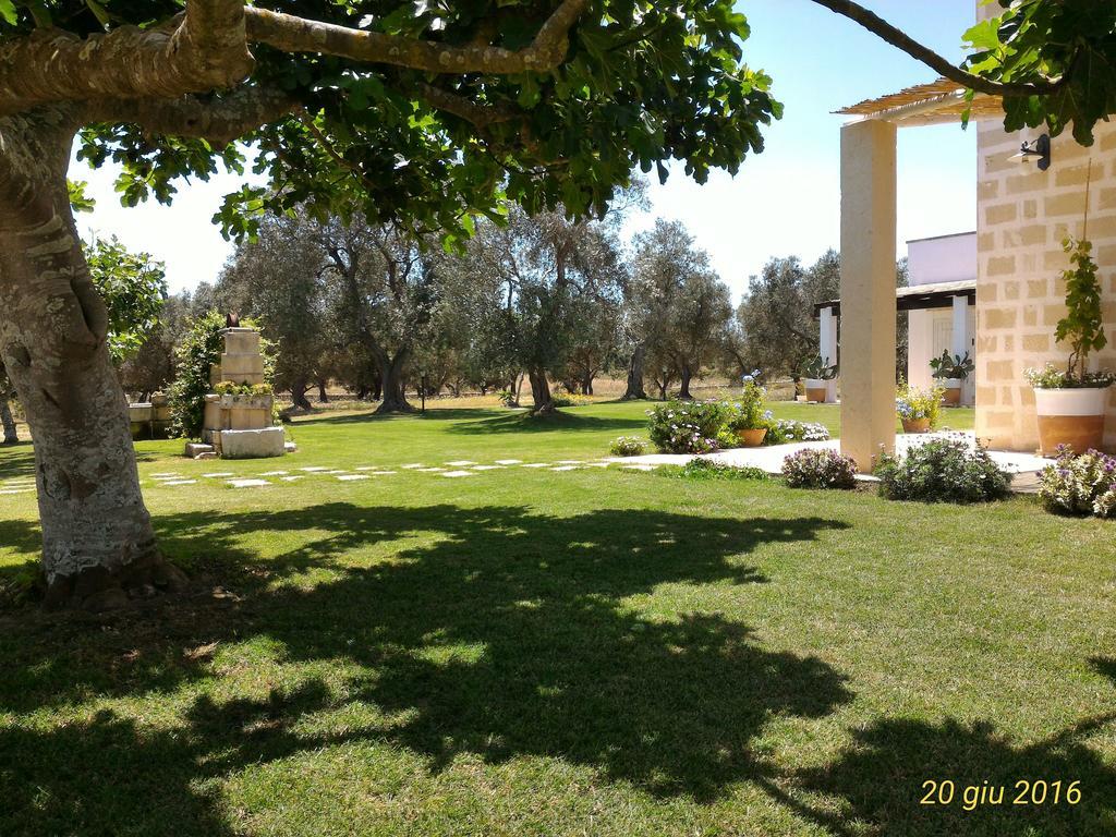 Masseria Vignenove Uggiano La Chiesa Exterior foto